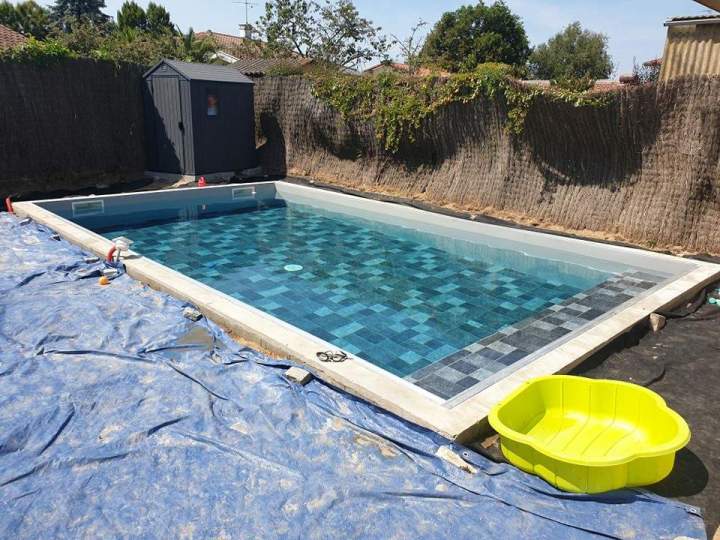 Piscine sur mesure Bégaar